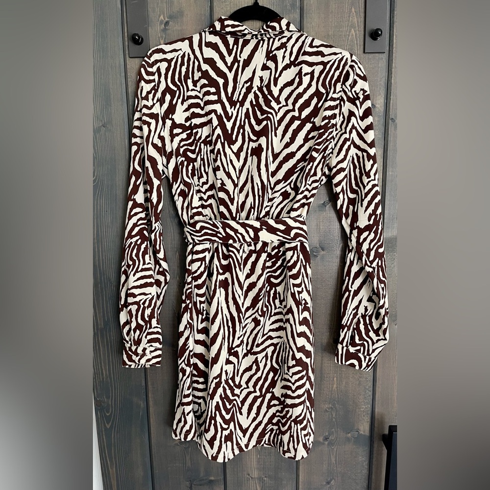 Kit + Sky Animal Print Belted Mini Shirt dress Sz S NWT - Picture 7 of 9